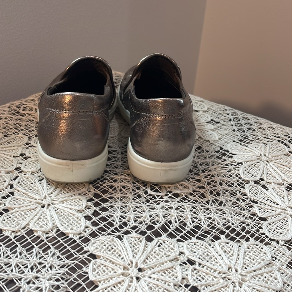 ECCO SOFT 7 Slip-On Sneakers in Cognac. Stylish, lightweight style, comfortable - Picture 5 of 7